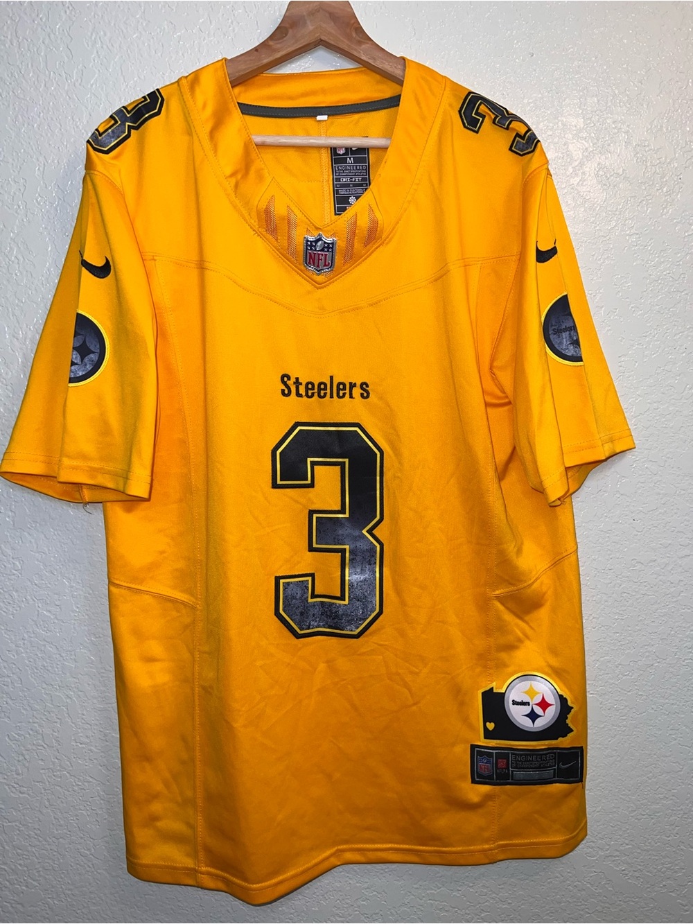 Nike Pittsburgh Steelers #3 Wilson Jersey Size Medium